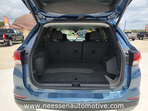 Used 2024 Chevrolet Equinox LT FWD image 31