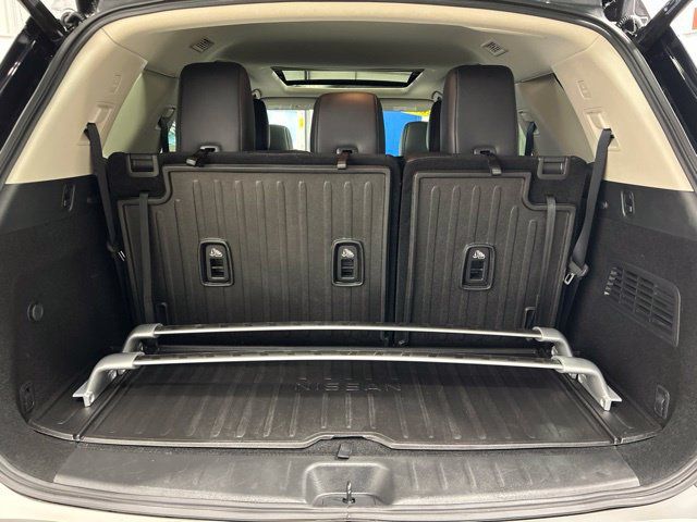 Used 2024 Nissan Pathfinder Platinum w/ Cargo Package AWD/4WD image 21
