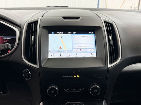 Used 2019 Ford Edge SEL w/ Equipment Group 201A image 11
