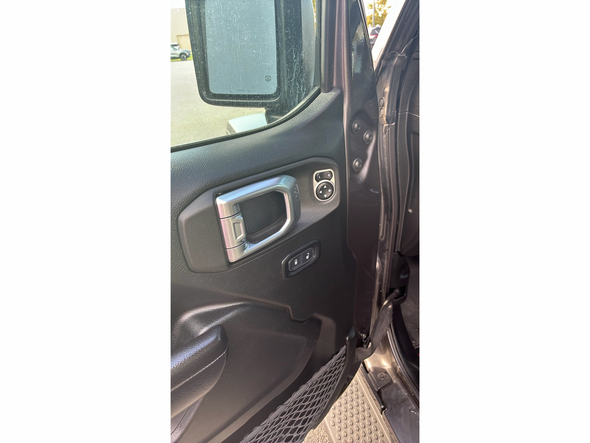 Used 2019 Jeep Wrangler Unlimited Sport S AWD/4WD image 12