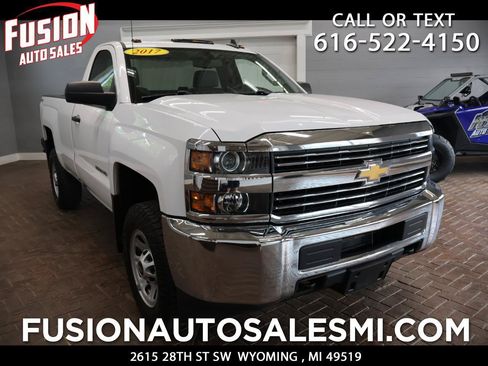 Used 2017 Chevrolet Silverado 2500 W/T w/ WT Convenience Package AWD/4WD image 1
