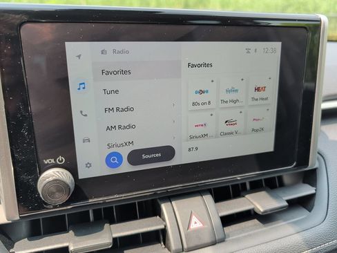 Certified 2025 Toyota RAV4 LE AWD/4WD image 19