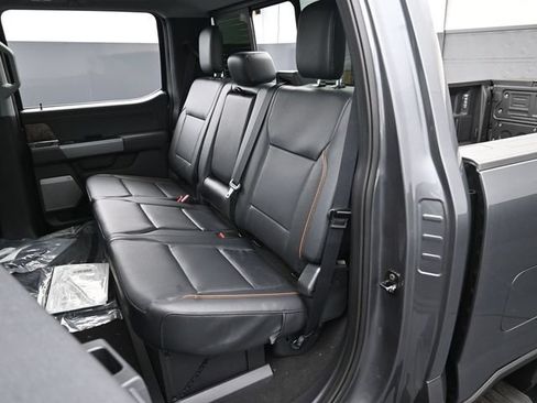 Used 2025 Ford F250 Lariat w/ Lariat Ultimate Package AWD/4WD image 25