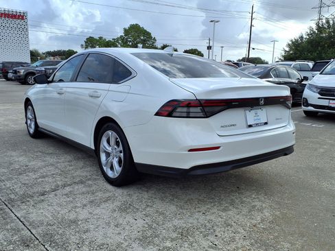 Certified 2024 Honda Accord LX image 3