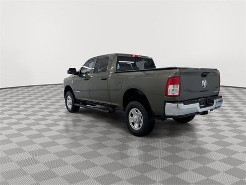 Used 2022 RAM 2500 Tradesman w/ Chrome Appearance Group image 7