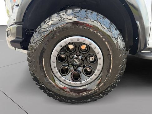 Certified 2025 Ford F150 Raptor AWD/4WD image 9