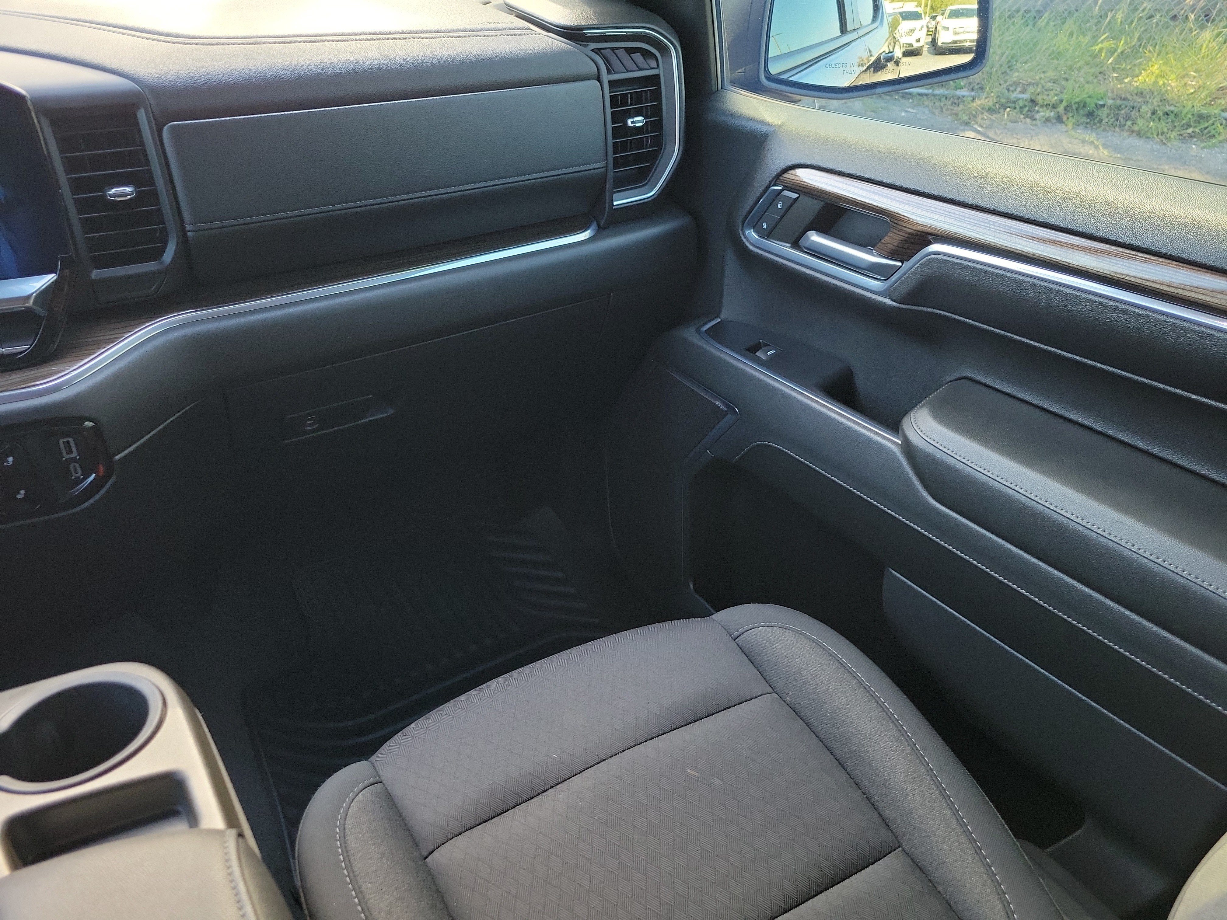 Used 2024 Chevrolet Silverado 1500 RST AWD/4WD image 21