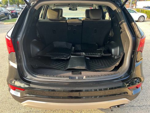 Used 2018 Hyundai Santa Fe Sport 2.0T AWD/4WD image 16