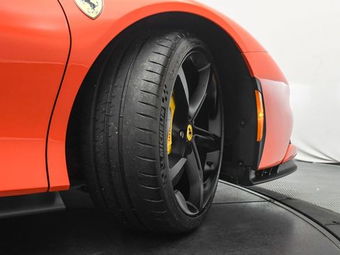 Used 2025 Ferrari SF90 Spider image 38