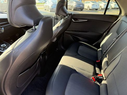 Used 2024 Kia Niro Wind FWD image 26
