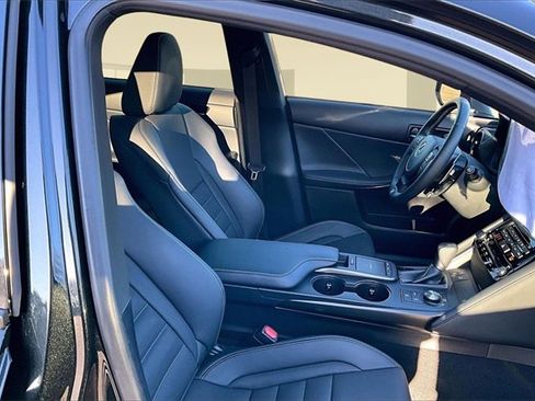 Used 2025 Lexus IS 350 F Sport image 25