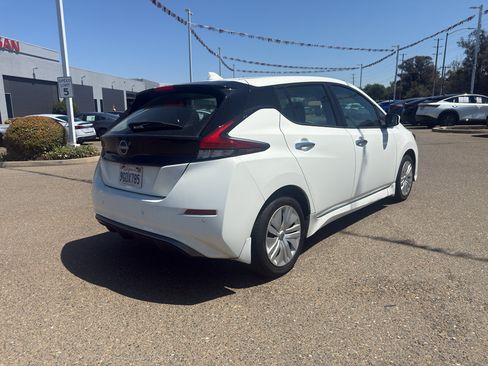 Certified 2023 Nissan Leaf S FWD image 5