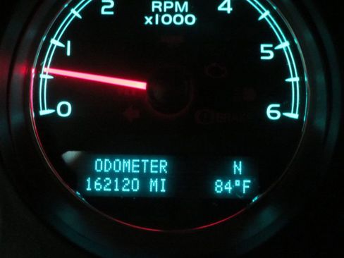 Used 2013 Chevrolet Avalanche LTZ image 45