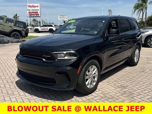 Used 2025 Dodge Durango GT RWD image 3