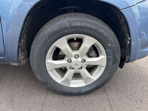 Used 2011 Toyota RAV4 Limited AWD/4WD image 9