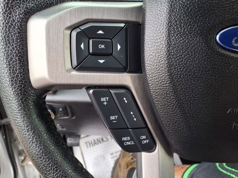 Used 2016 Ford F150 Platinum w/ Equipment Group 701A Luxury image 16