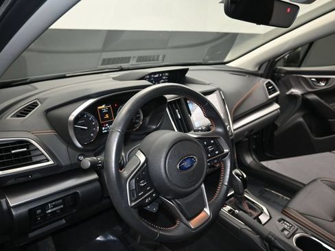 Used 2023 Subaru Crosstrek 2.5i Limited AWD/4WD image 13