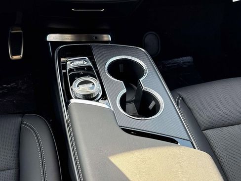 New 2026 Cadillac Lyriq V image 15