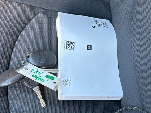 Used 2016 Chevrolet Traverse LT w/ Style and Technology Package image 25