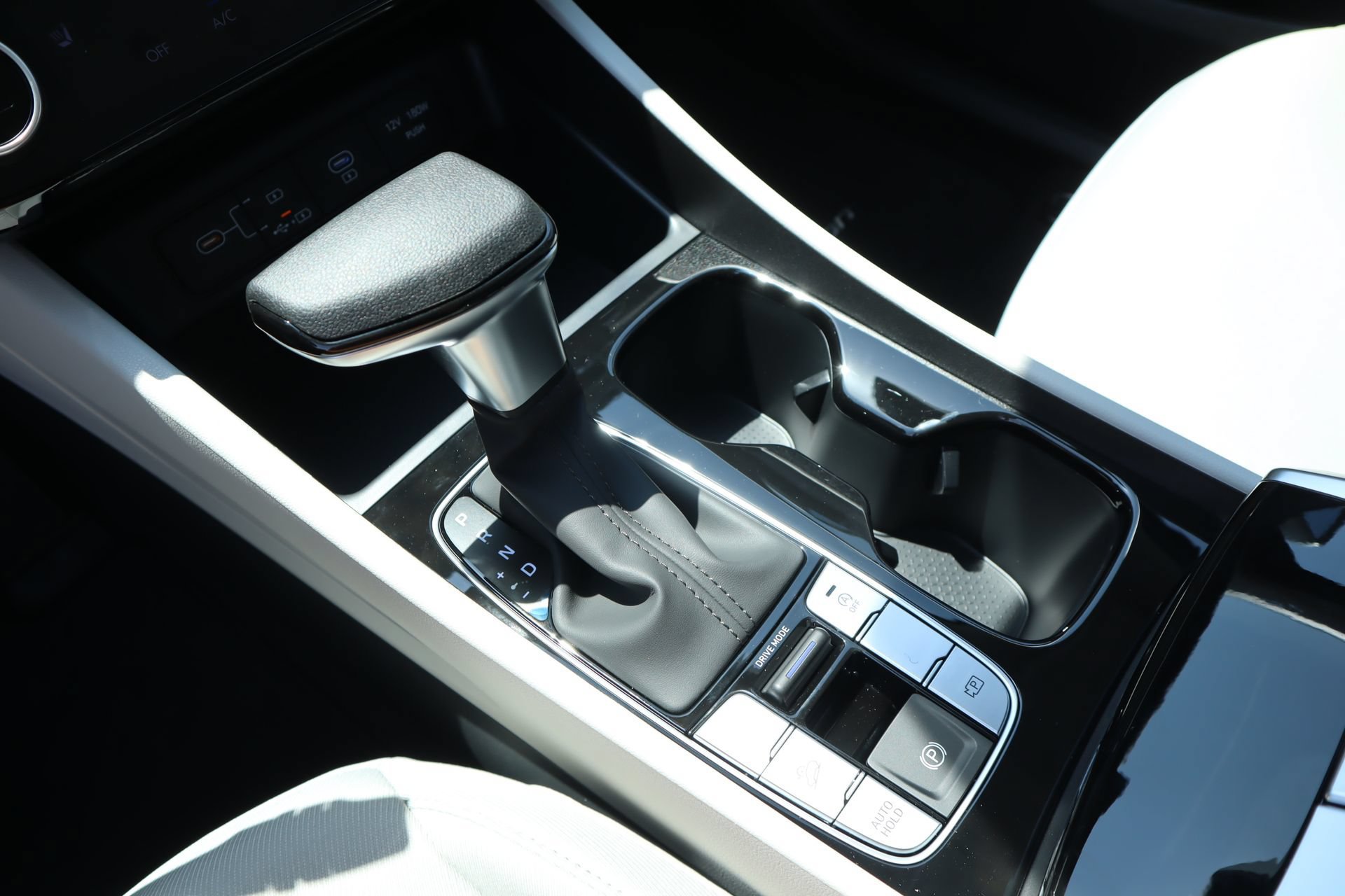 New 2026 Hyundai Tucson SEL FWD image 16