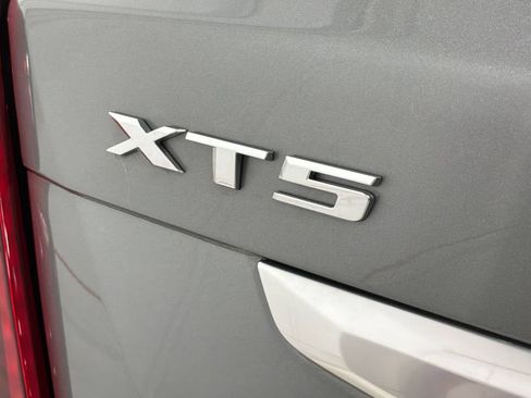 Used 2024 Cadillac XT5 Premium Luxury w/ Technology Package AWD/4WD image 11