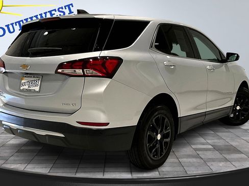 Used 2022 Chevrolet Equinox LT image 6