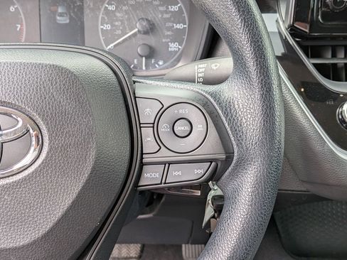 Used 2023 Toyota Corolla LE image 25