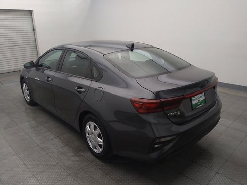 Used 2019 Kia Forte Sedan FWD image 5