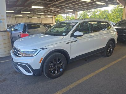 Used 2023 Volkswagen Tiguan SE