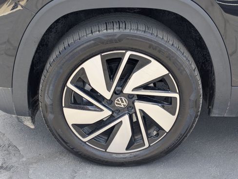 Used 2026 Volkswagen Atlas SE AWD/4WD image 14