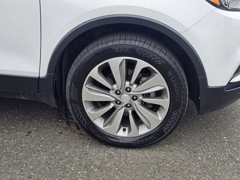 Used 2019 Buick Encore Preferred AWD/4WD image 9