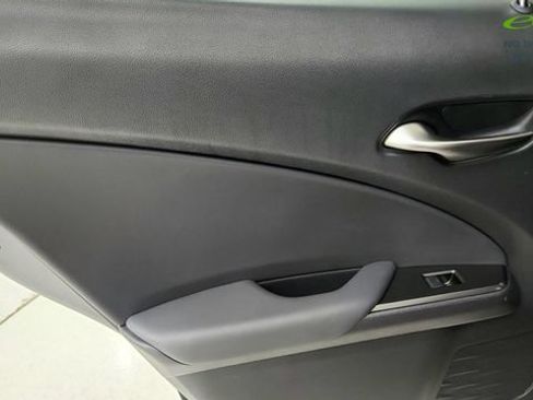 Used 2025 Lexus UX 300h FWD image 46