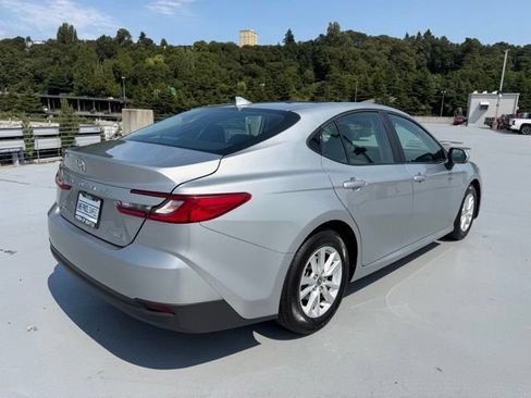 Used 2025 Toyota Camry LE FWD image 3