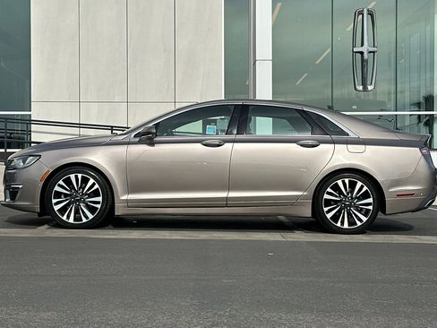 Used 2018 Lincoln MKZ Reserve w/ Technology Package image 6