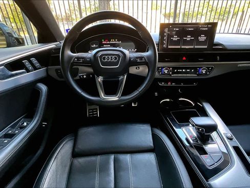 Used 2022 Audi A5 2.0T Premium Plus w/ Premium Plus image 5