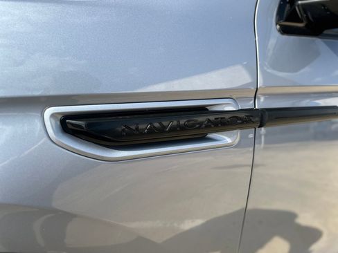 Used 2021 Lincoln Navigator L Black Label w/ Cargo Convenience Package image 27