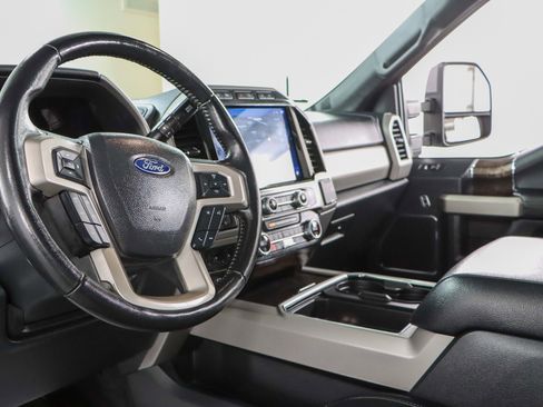 Used 2022 Ford F250 Lariat w/ Lariat Ultimate Package image 26