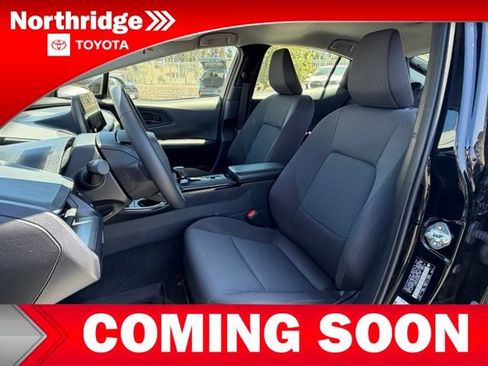 Used 2024 Toyota Prius LE FWD image 6