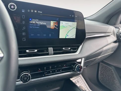 Used 2025 Chevrolet Equinox LT AWD/4WD image 52