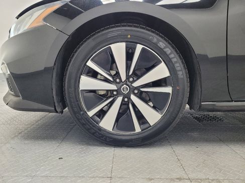 Used 2022 Nissan Altima 2.5 SV FWD image 31