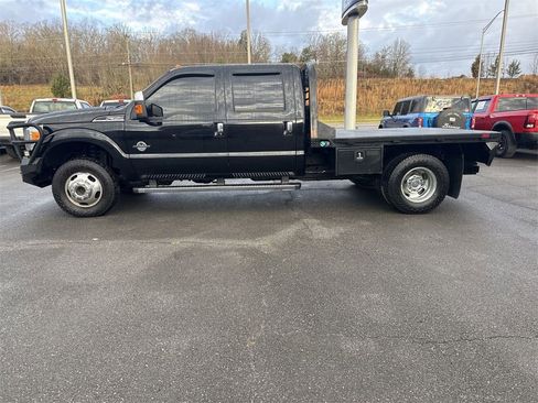 Used 2016 Ford F350 Platinum image 3