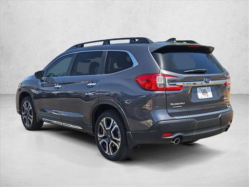 Certified 2025 Subaru Ascent Touring w/ Popular Package #1 AWD/4WD image 9