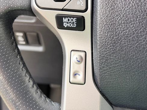 Used 2020 Toyota 4Runner Limited AWD/4WD image 48