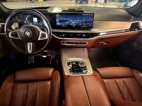 Used 2023 BMW X7 M60i w/ Executive Package image 14