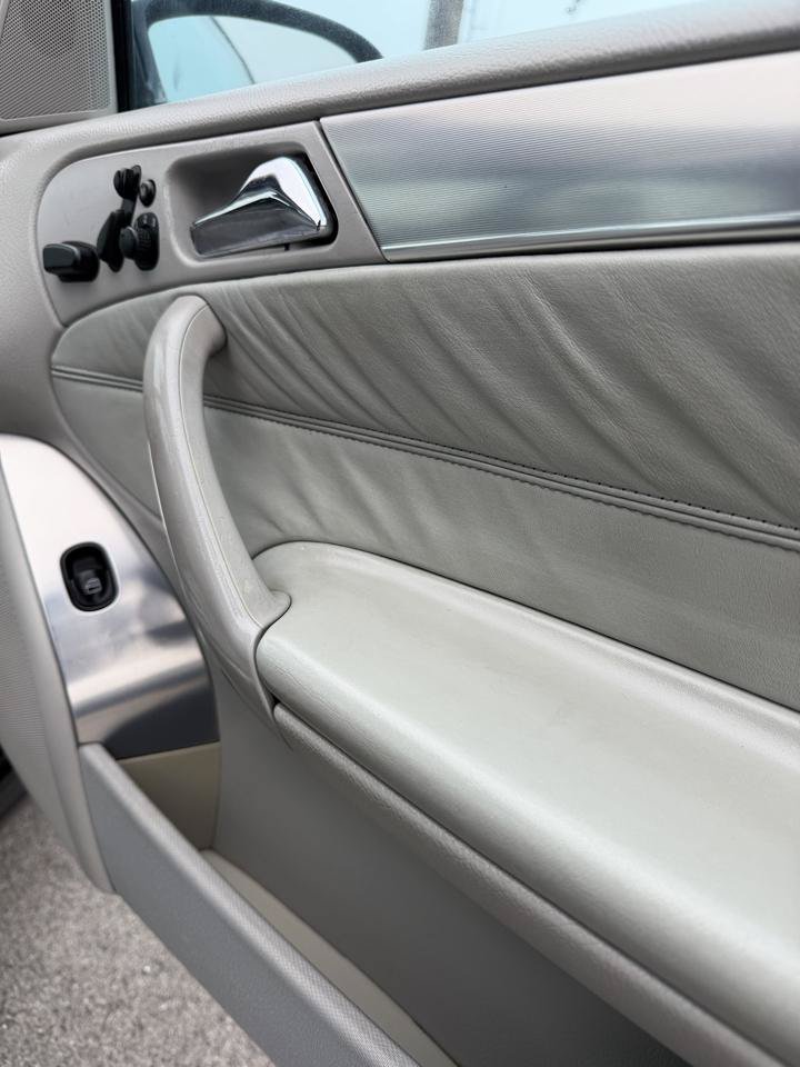 Used 2005 Mercedes-Benz C 55 AMG Sedan image 30