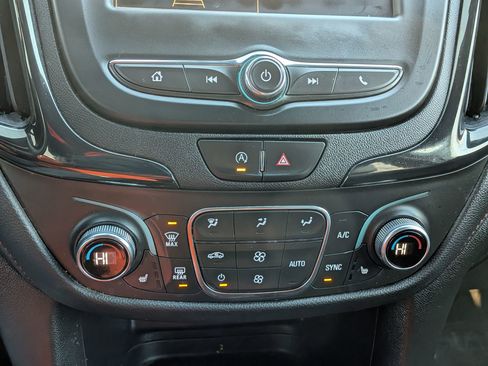 Certified 2023 Chevrolet Equinox RS image 29