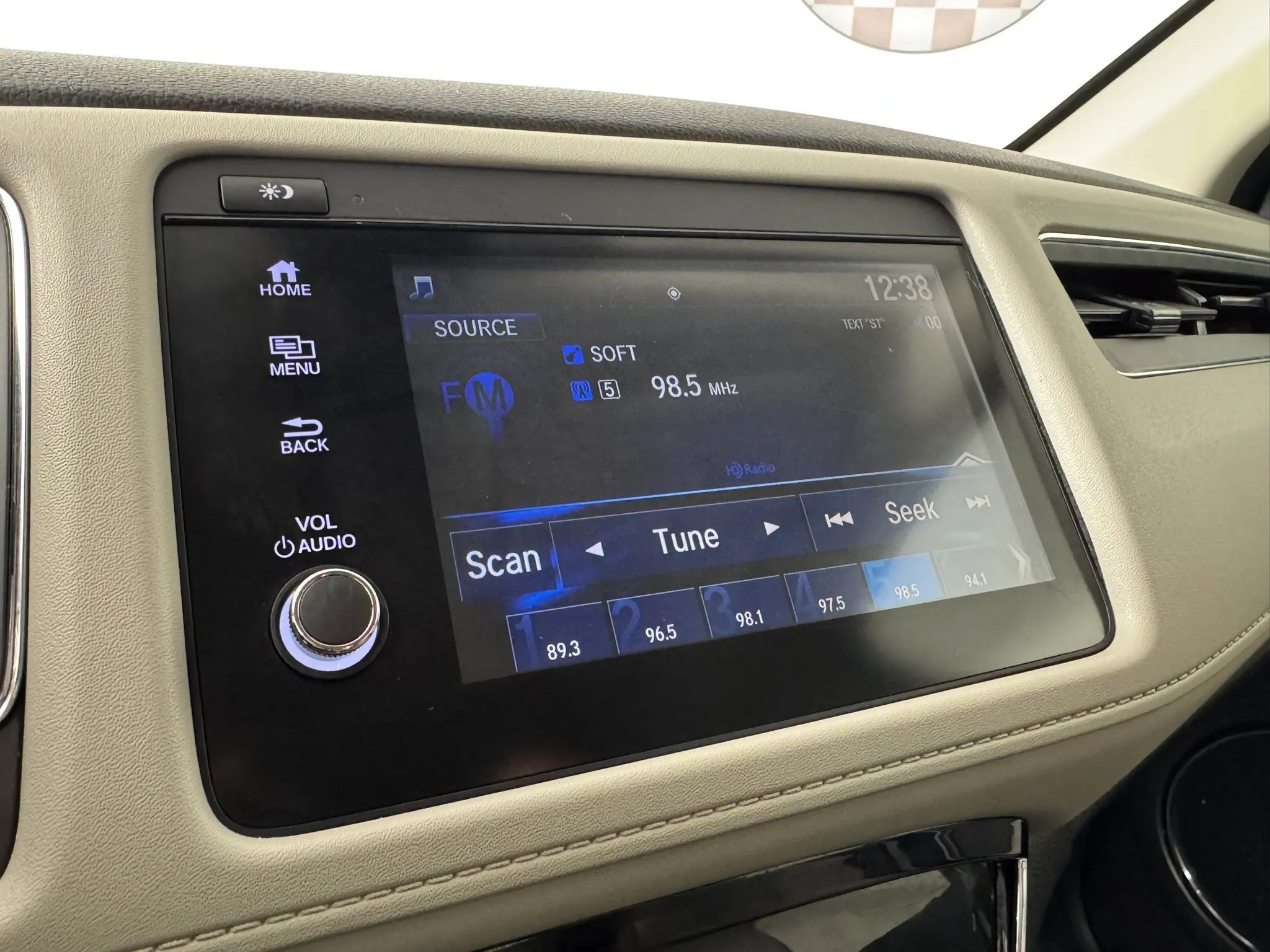 Used 2022 Honda HR-V EX image 19