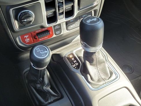 New 2026 Jeep Wrangler Unlimited Rubicon image 19