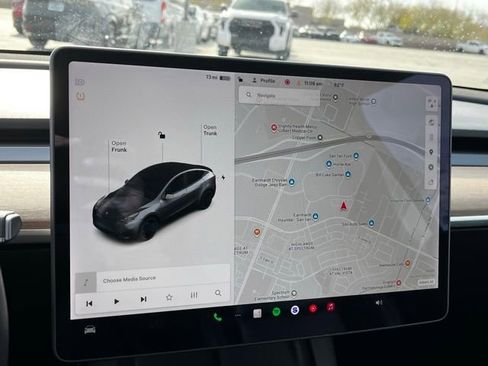 Used 2022 Tesla Model Y Performance image 19