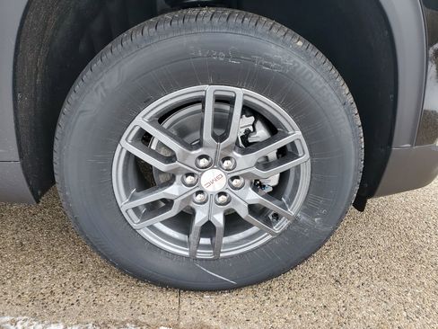 New 2025 GMC Acadia Elevation image 52